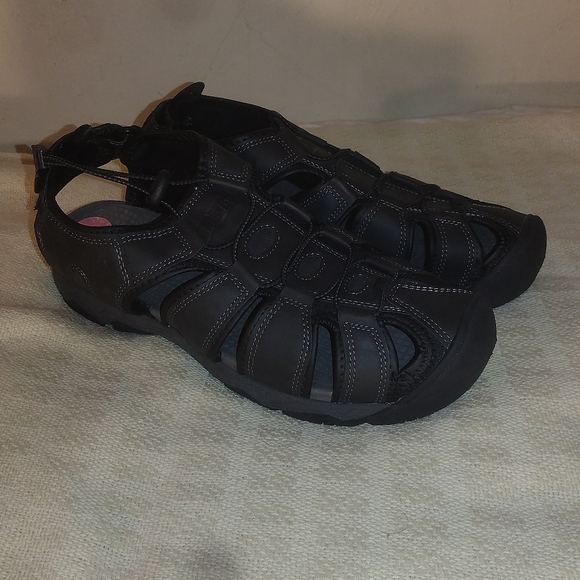 NWOT Khombu Harry Sandal Men's 10 leather and man made upper Hiking - Picture 2 of 10